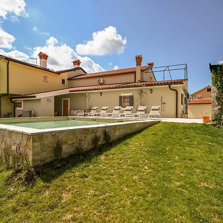 Medanni - Boutique House In Nature With Pool