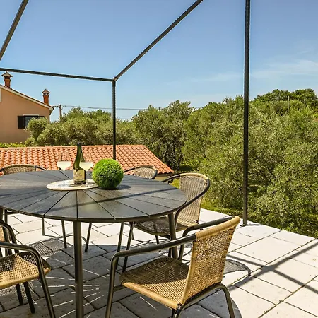 Medanni - Boutique House In Nature With Pool * Izola