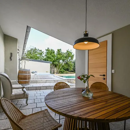 Medanni - Boutique House In Nature With Pool *