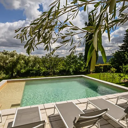 Medanni - Boutique House In Nature With Pool アパート イゾラ