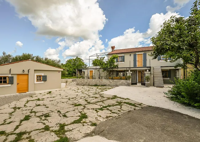 Lägenhet Medanni - Boutique House In Nature With Pool *