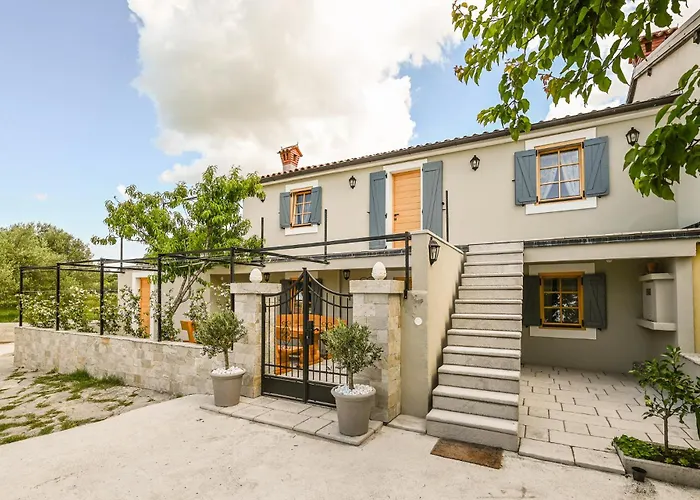 Lägenhet Medanni - Boutique House In Nature With Pool